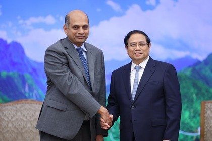 Thủ tướng Phạm Minh Chính và ông Karthik Rammohan, Phó Chủ tịch cấp cao Tập đoàn Lam Research (Hoa Kỳ)