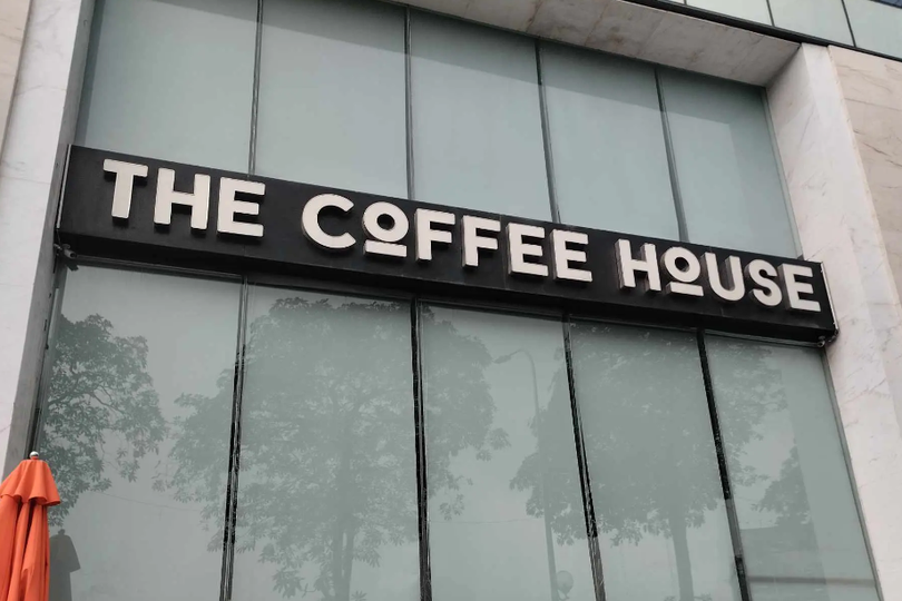 Sự cố sập kính khiến khách nguy kịch: Ông chủ đứng sau The Coffee House là ai?