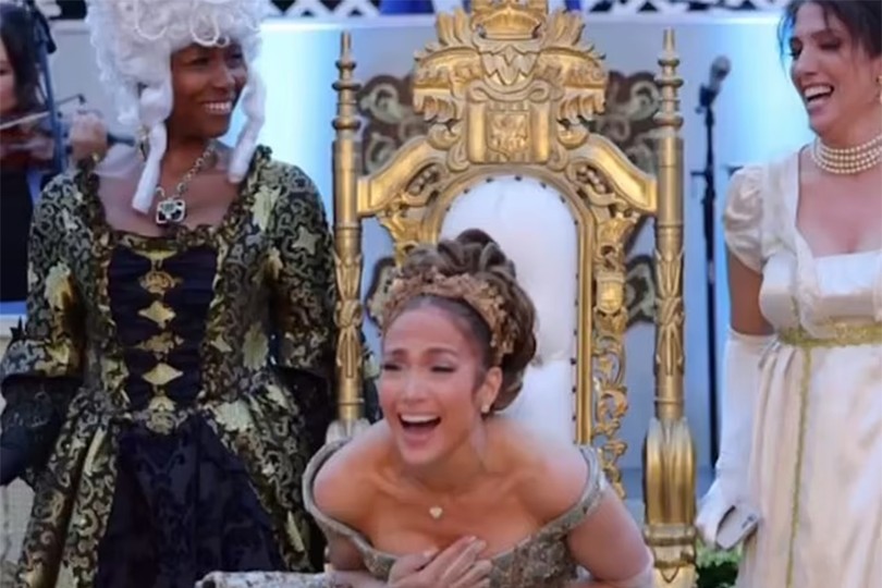 Nữ ca sĩ Jennifer Lopez kỷ niệm sinh nhật lần thứ 55 bằng một bữa tiệc “hoàng gia”