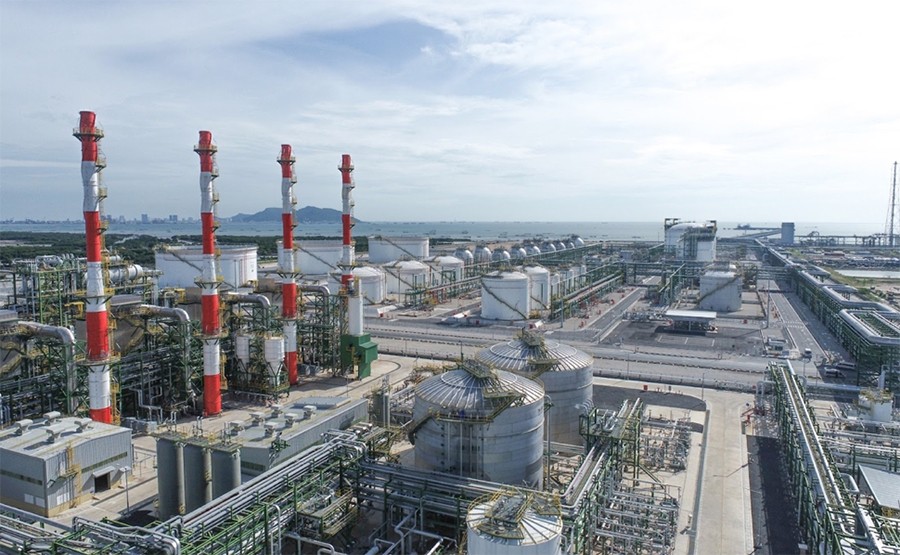 Tổ hợp hoá dầu LSP tại Việt Nam