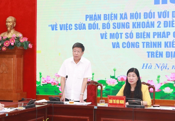 Ông Dương Đức Tuấn, Phó Chủ tịch UBND thành phố Hà Nội phát biểu tại hội nghị