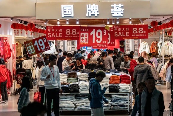 Trung Quốc đẩy mạnh lĩnh vực sản xuất, thế giới lo sợ "cơn lũ" hàng giá rẻ "made in China" sắp đổ bộ
