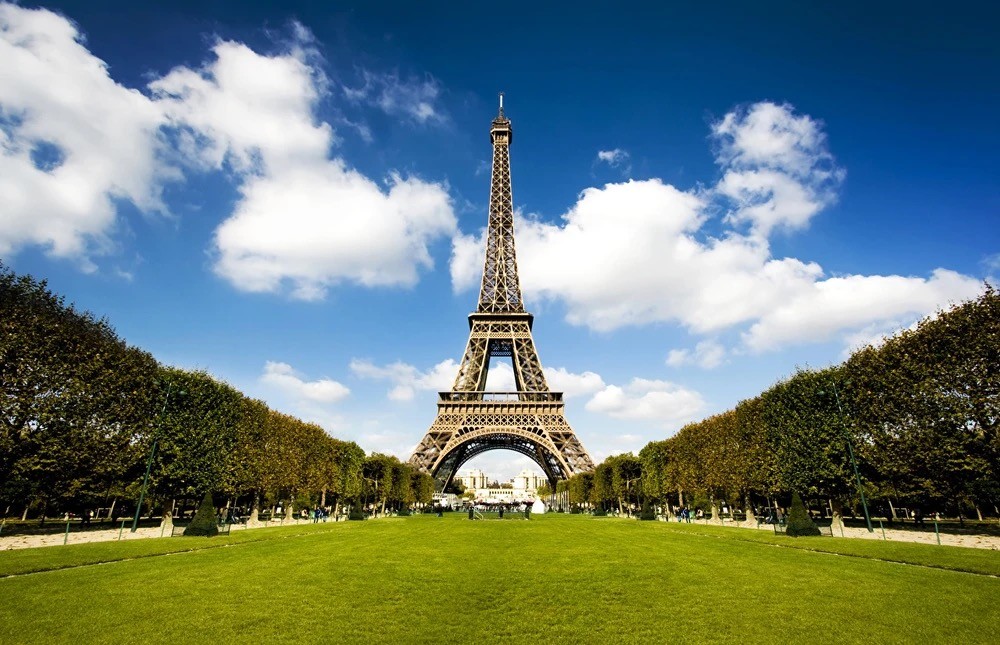 Những địa điểm mọi người nên đi khi đến Paris