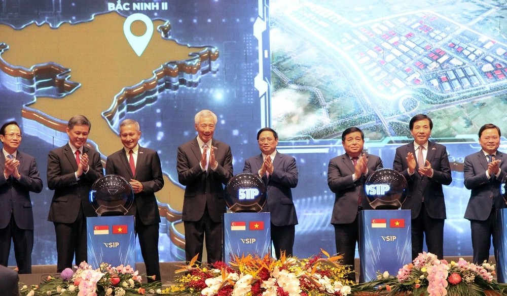 Thủ tướng Việt Nam và Singapore khởi công nhiều khu công nghiệp VSIP mới 