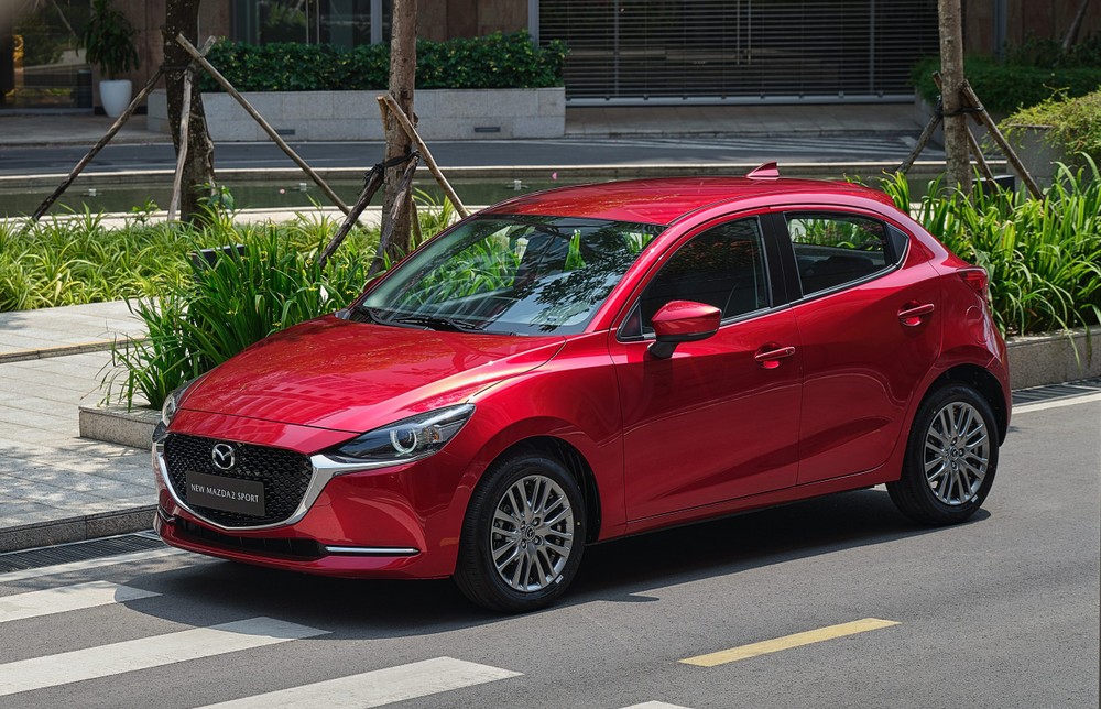 Mazda2 Sport là bất ngờ tăng giá từ 28-33 triệu đồng