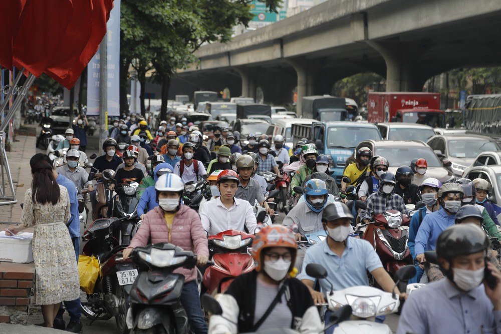 Người Việt giảm mua xe máy trong năm 2023