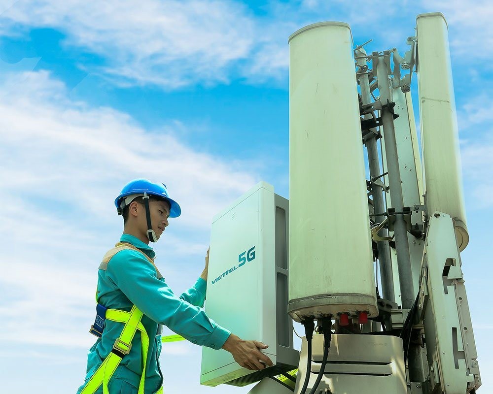 Băng tần 2500-2600 MHz được Bộ Thông tin và Truyền thông quy hoạch để triển khai các hệ thống thông tin di động theo tiêu chuẩn 5G, 4G và các công nghệ tiếp theo
