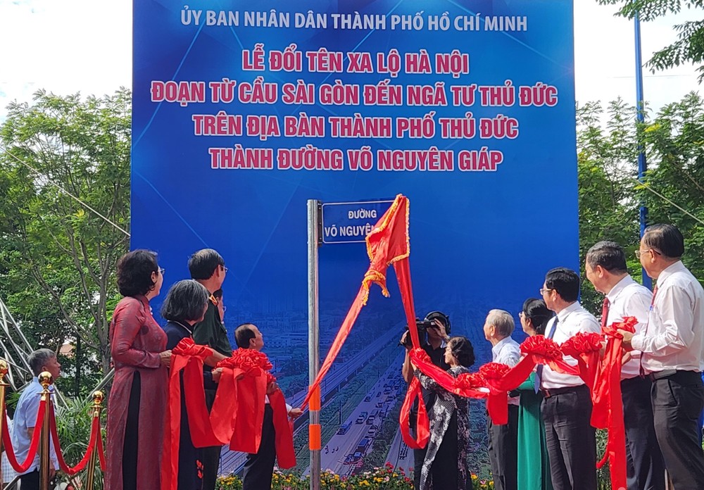 Một phần xa lộ Hà Nội chính thức mang tên Đại tướng Võ Nguyên Giáp