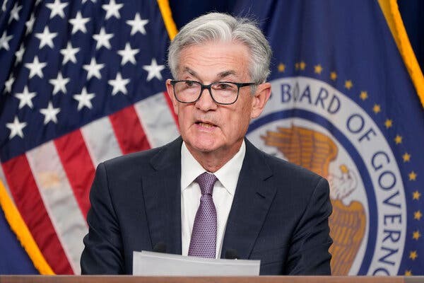 Fed tăng lãi suất lên mức cao nhất trong hơn 22 năm
