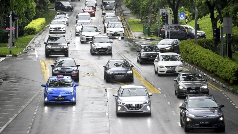 Phí sở hữu xe ô tô tại Singapore đã lập mức kỷ lục mới