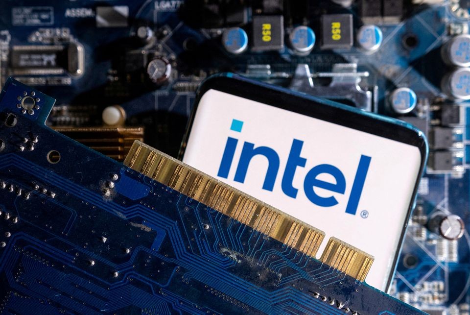 Intel đã gác lại kế hoạch mở rộng đầu tư ở Việt Nam