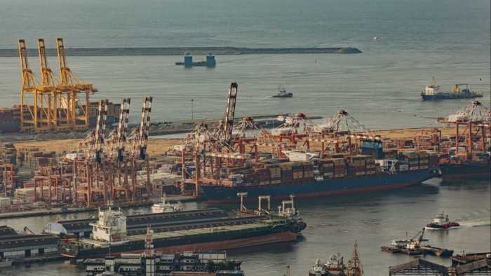 Adani Ports và Special Economic Zone đang phát triển cảng container phía tây Colombo (Sri Lanka)