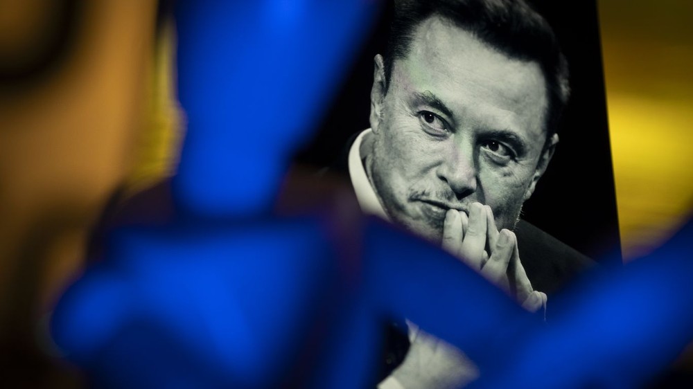 Chủ sở hữu X Elon Musk tiếp tục có những động thái gây tranh cãi