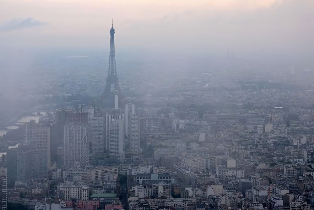 Pháp hạ dự báo tăng trưởng năm 2024 khi triển vọng kinh tế ngày càng ảm đạm