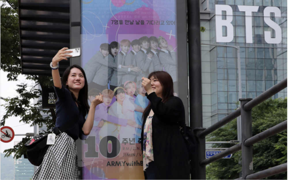 Du khách đến thăm Hàn Quốc ngày càng trẻ tuổi, lựa chọn chi tiêu cho trải nghiệm thay vì mua sắm