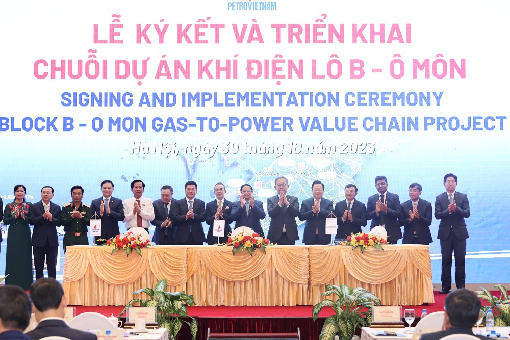 Lễ ký kết các hợp đồng liên quan và triển khai chuỗi dự án khí – điện Lô B