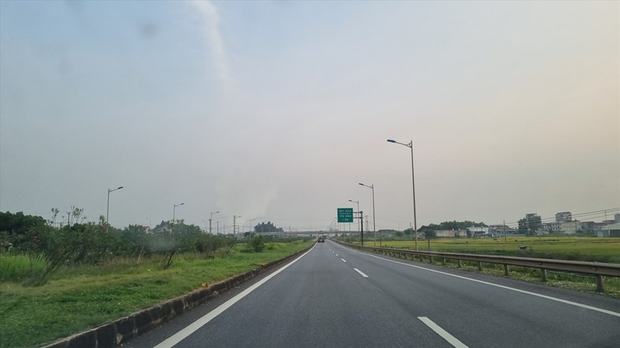 Hà Nội phê duyệt chỉ giới đường đỏ tuyến đường gom phía Nam cao tốc Hà Nội - Thái Nguyên