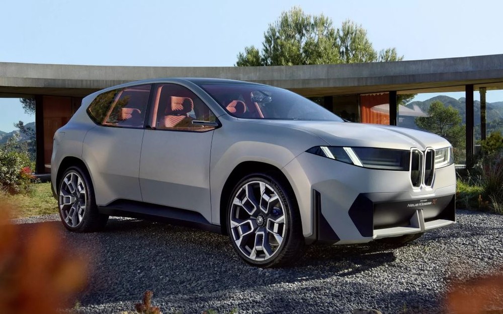 BMV: Ra mắt bản demo của mẫu SUV thuần điện IX3 2023