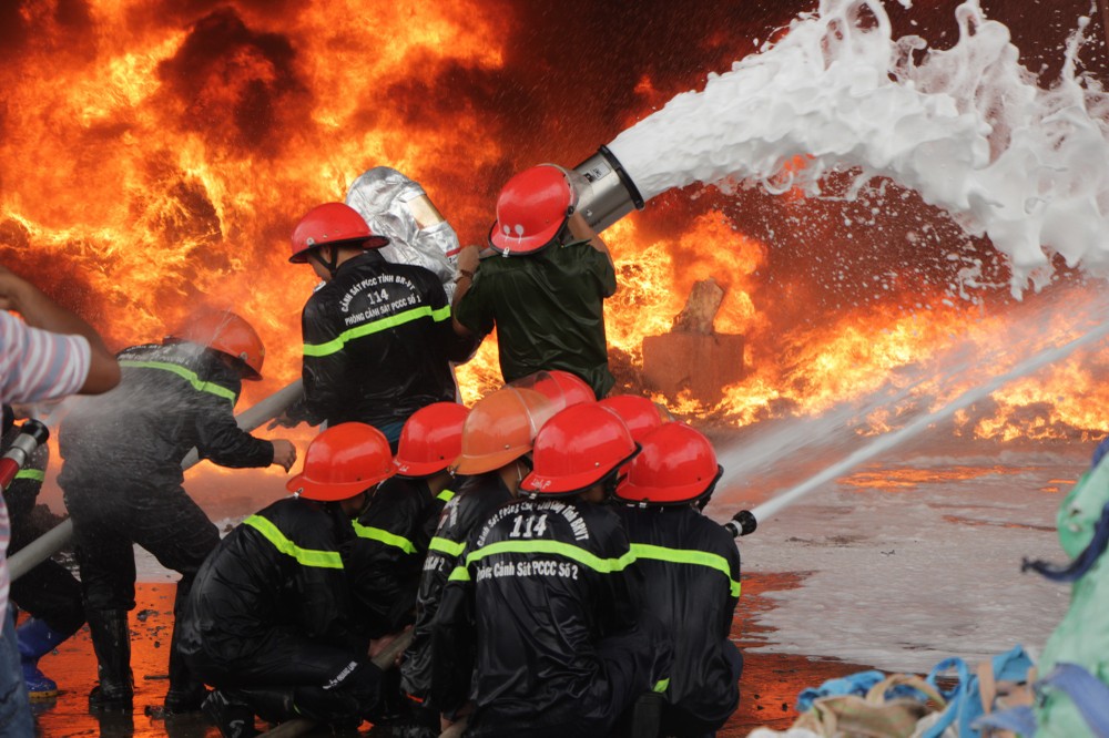 Hội đồng nhân dân thành phố Hà Nội đã thông qua Nghị quyết về việc thống nhất chủ trương ban hành Đề án về phòng cháy, chữa cháy và cứu nạn, cứu hộ