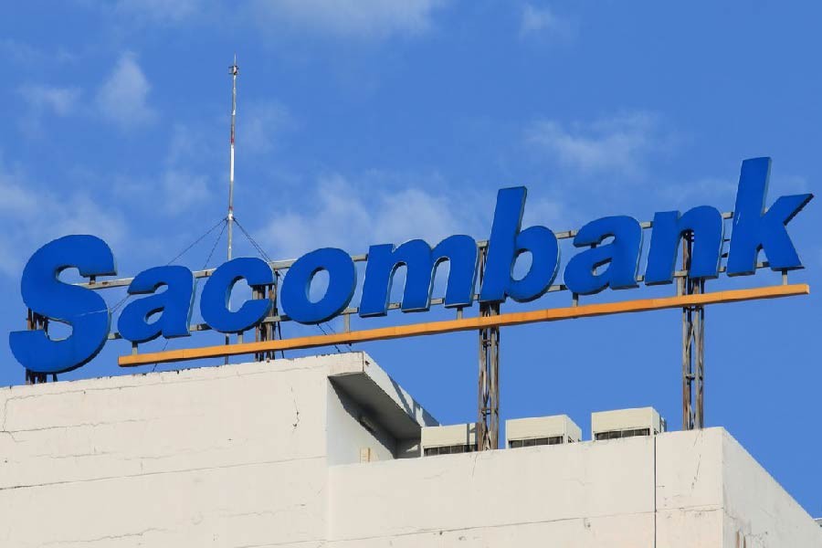 Sacombank của doanh nhân Dương Công Minh vẫn tiếp tục mất kiểm soát 