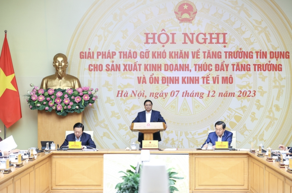 Thủ tướng Phạm Minh Chính chủ trì Hội nghị bàn giải pháp tháo gỡ khó khăn về tăng trưởng tín dụng cho sản xuất, kinh doanh thúc đẩy tăng trưởng và ổn định kinh tế vĩ mô