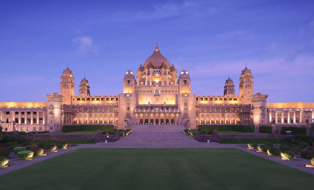 Cung điện được xây nên từ một lời tiên tri tại Ấn Độ