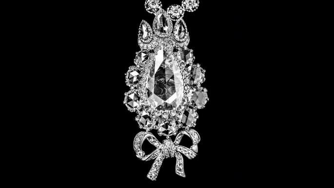 Trang sức cao cấp: Dior khám phá những bí mật dấu kín trong cung điện Versailles