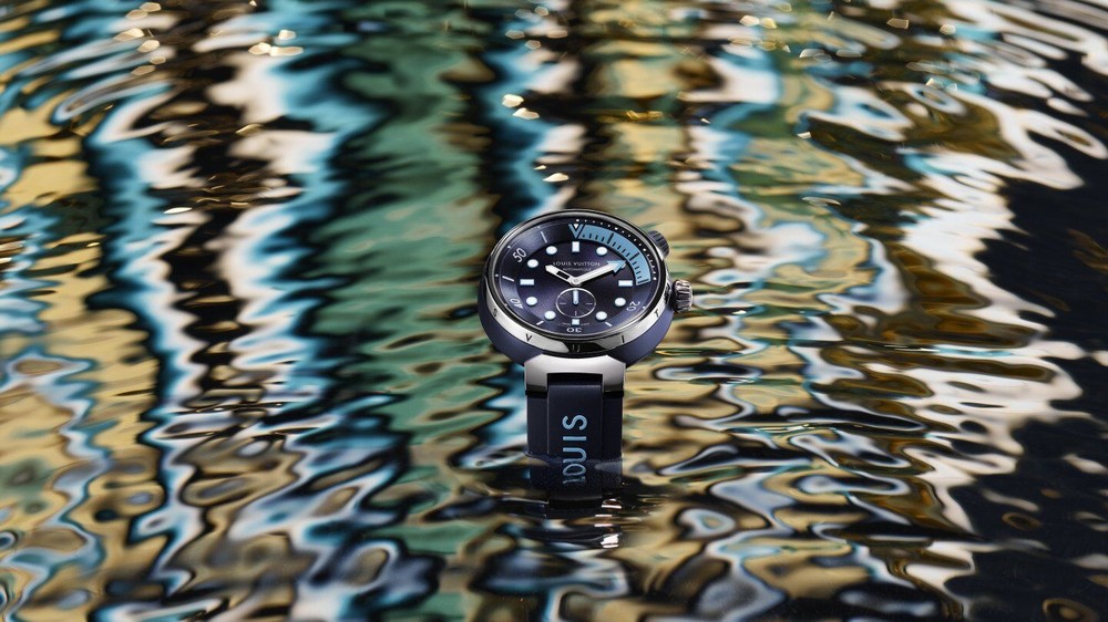 Tambour Street Diver mẫu đồng hồ "Lặn nước siêu đỉnh" mới nhất từ Louis Vuitton
