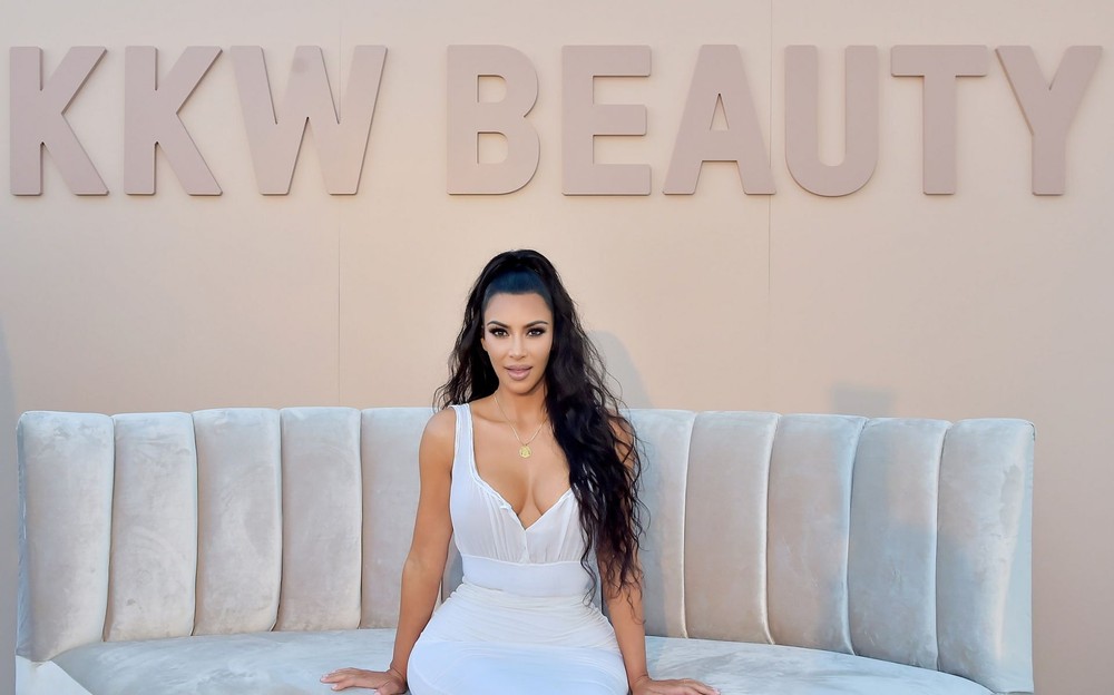 Kim Kardashian West công bố “tương lai” cho KKW Beauty