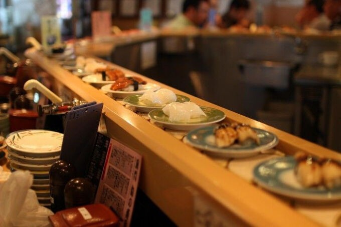 Độc đáo dịch vụ cho thuê băng chuyền sushi về nhà của Kappa Sushi