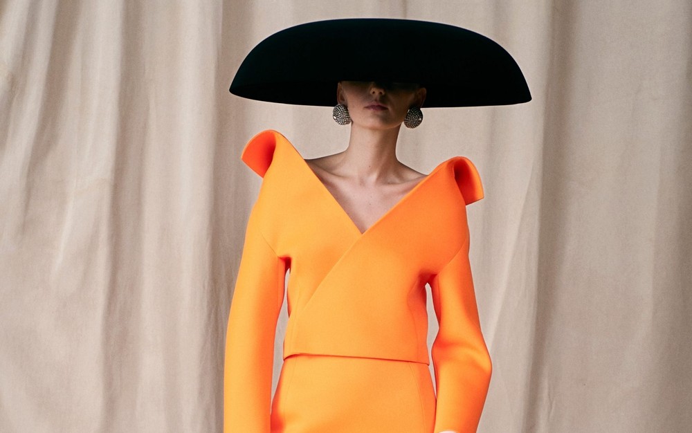 Balenciaga Couture Thu Đông 2021: Màn trở lại ngoạn mục sau hơn 50 năm