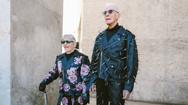 3 cặp đôi fashionista cao tuổi gây sốt làng mốt thế giới