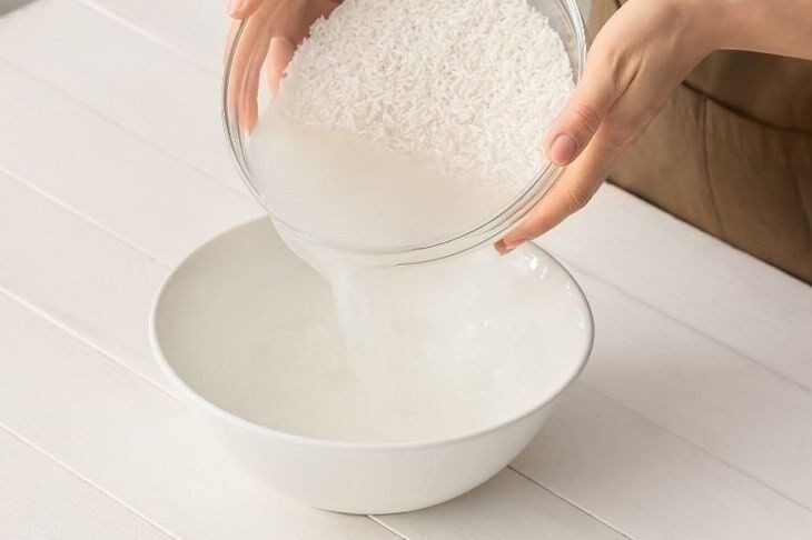 Sở hữu ngay bí quyết làm đẹp đơn giản tại nhà từ nước vo gạo