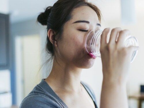 Uống nước cũng là một cách giảm cân hiệu quả