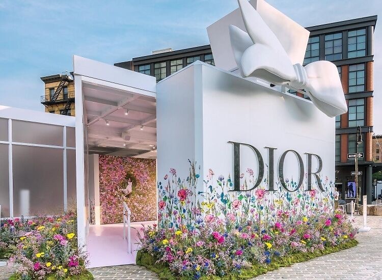 Khám phá “Miss Dior” đầy lãng mạn tại New York