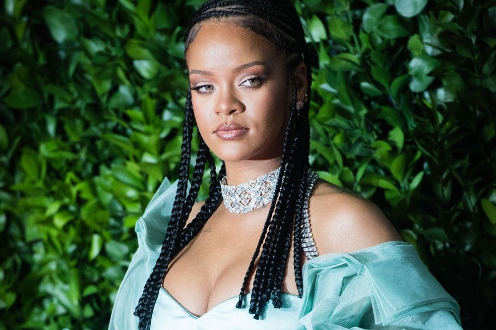 Không phụ lòng người hâm mộ, Rihanna hé lộ thông tin về album tiếp theo