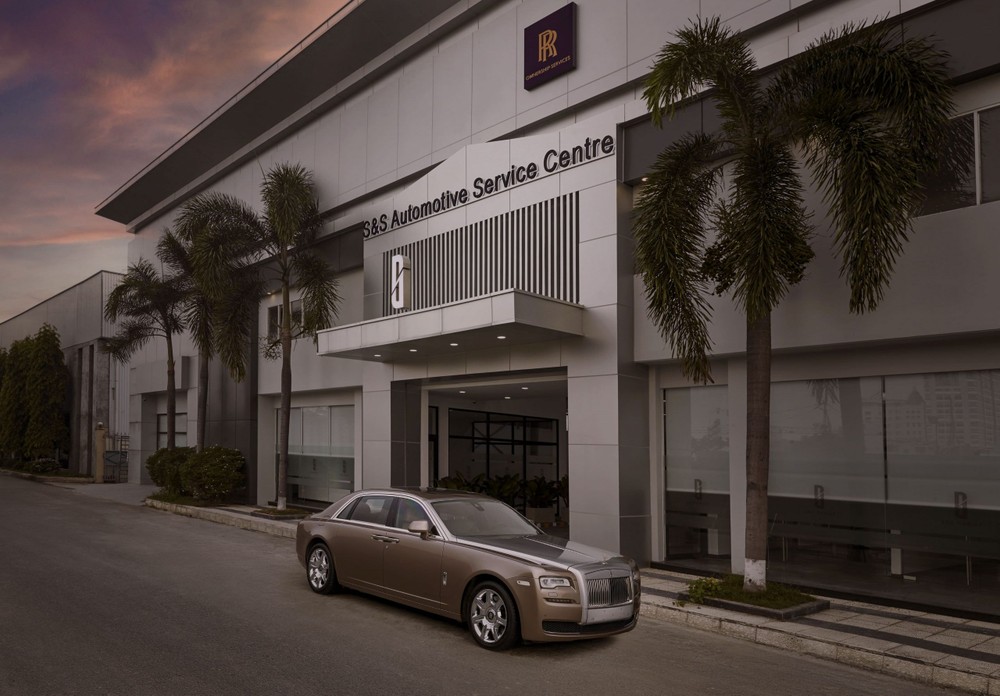 Rolls-Royce Motor Cars - Mở xưởng dịch vụ chính hãng tại TP. Hồ Chí Minh