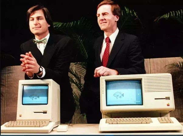 Đấu giá chiếc máy tính Macintosh SE được Steve Jobs sử dụng năm 1987