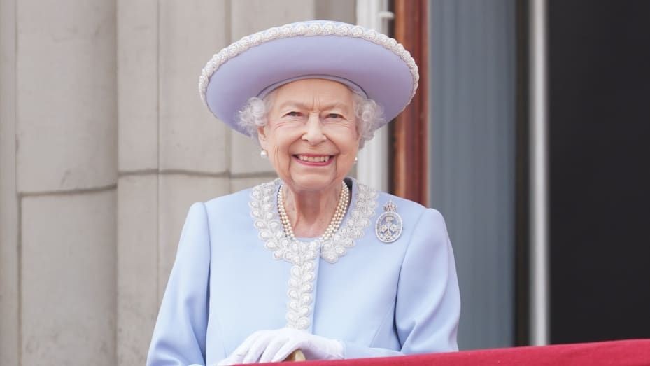 Di sản thời trang của Nữ hoàng Elizabeth II