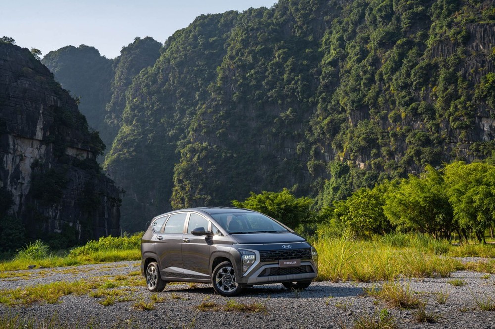 MPV cỡ nhỏ xe Hyundai Stargazer giá rẻ ra mắt tại Việt Nam