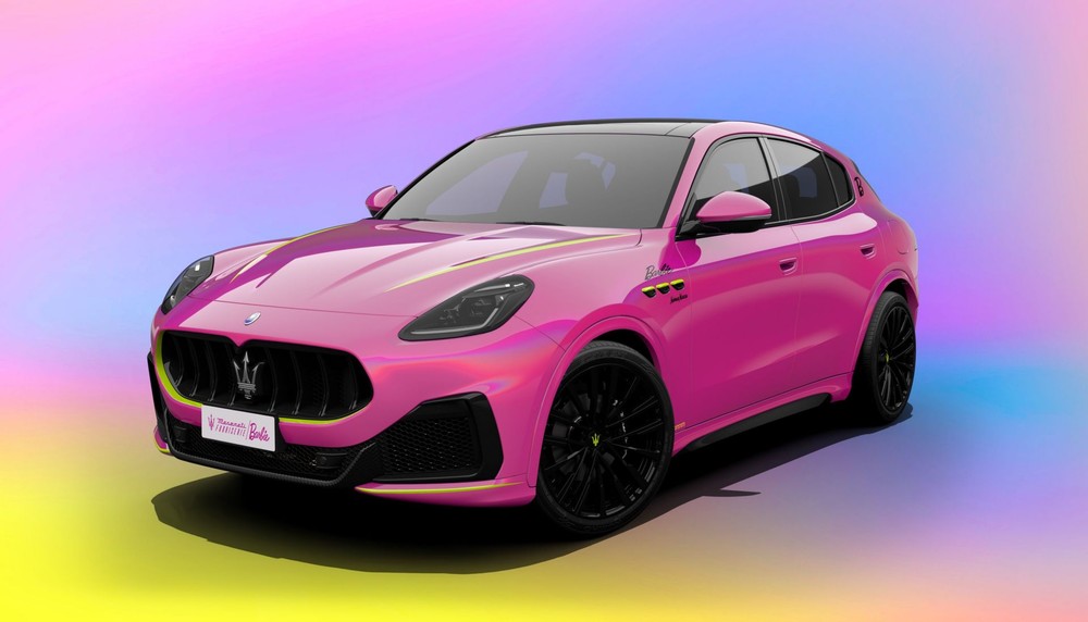 Maserati và Barbie hợp tác cho chiếc SUV màu hồng neon rực rỡ