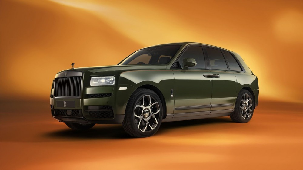 Rolls-Royce ra mắt dòng xe Cullinan Inspired By Fashion