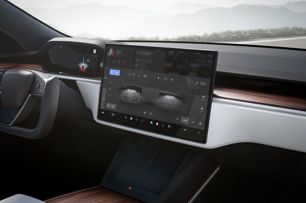 Tesla thu hồi 130.000 xe ở Mỹ vì lỗi phần mềm