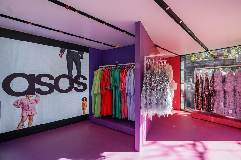 Công ty thời trang trực tuyến Asos ra mắt các cửa hàng vật lý đầu tiên