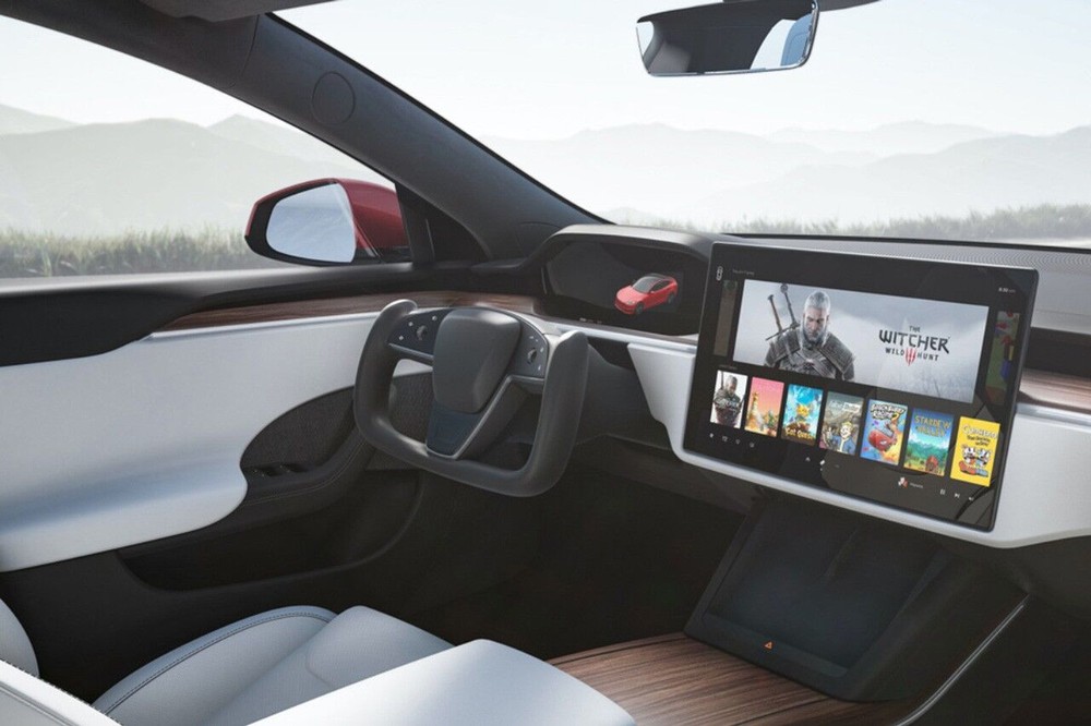 Tesla Model S phiên bản mới có thể sẽ có màn hình xoay cơ giới