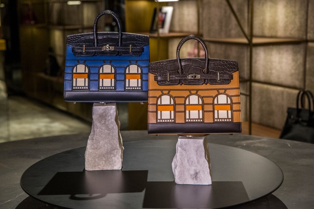 Một chiếc túi Hermès cũ lập kỷ lục với giá bán lại 150.000 Euro