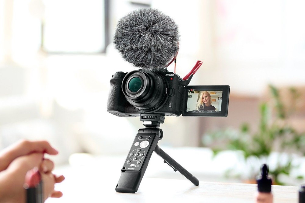 Nikon Z 30 - “bạn đồng hành” đắc lực của các vlogger, streamer chuyên nghiệp
