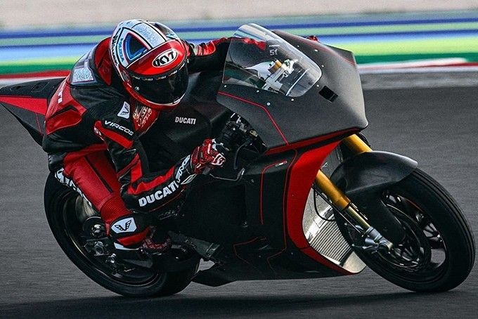 Moto đua chạy điện đầu tiên của Ducati sẽ tham gia mùa giải MotoE