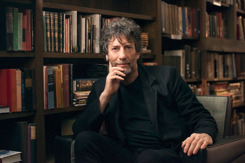 Nhà văn Neil Gaiman với nhiều tác phẩm được chuyển thể đưa lên màn ảnh