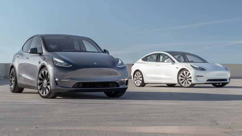 Hãng xe Tesla tăng cường sản xuất xe điện trước áp lực cạnh tranh lớn
